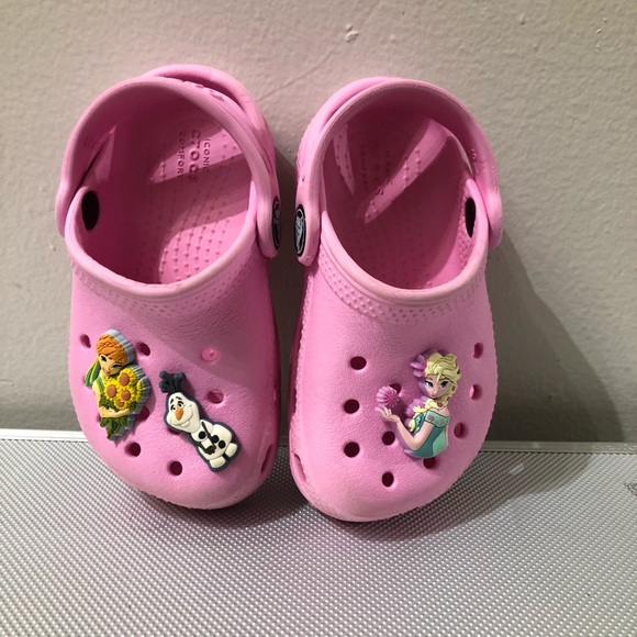 Crocs - Picture 2 of 6